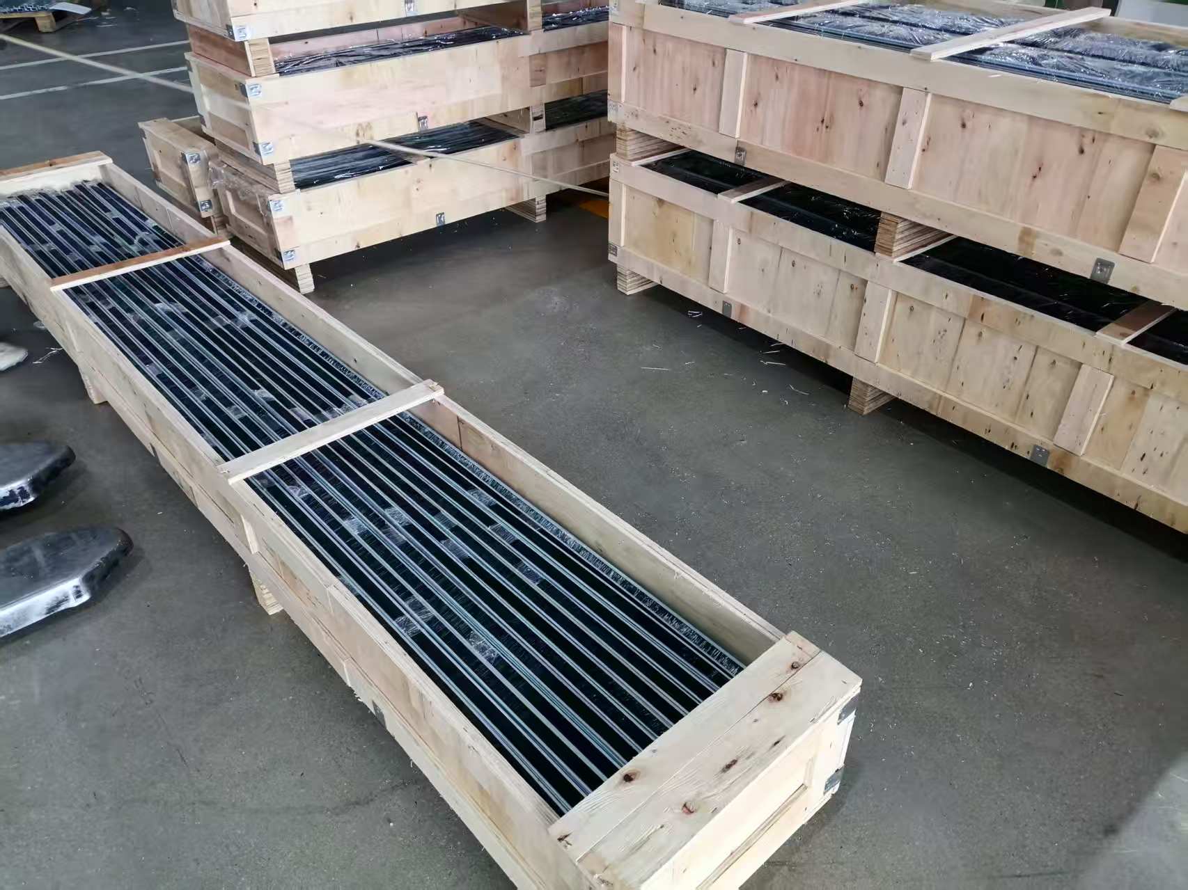 Strip Brush Packing in Large Customized Box