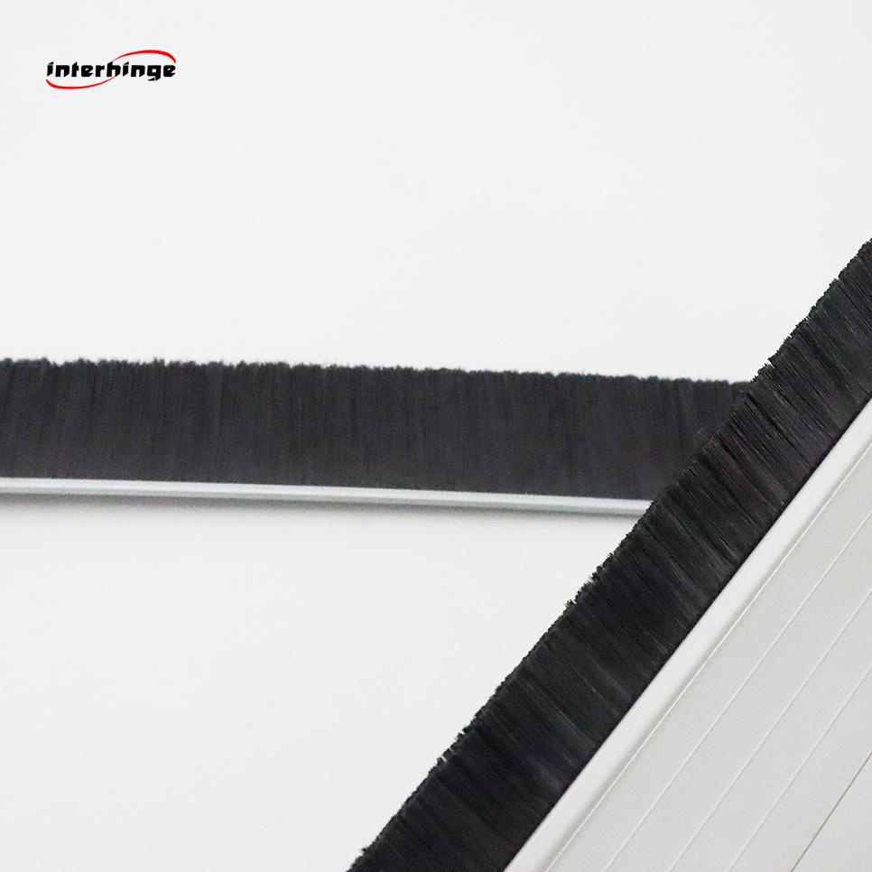 Nylon Plastic Bristle Strip Brush YTSB002